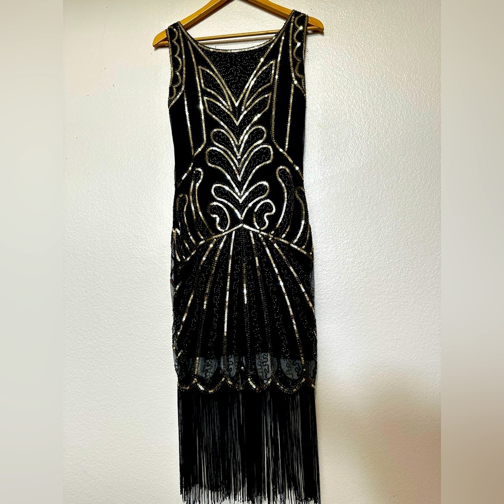 Stunning Black and Gold Women's Flapper Dress
